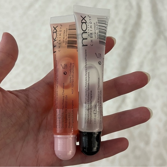 Max Makeup Ultra Shine Lip Gloss - Picture 2 of 3